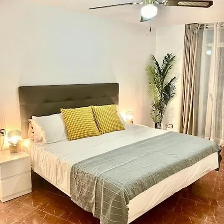 Centro Playa Con Piscina Apartment Marbella